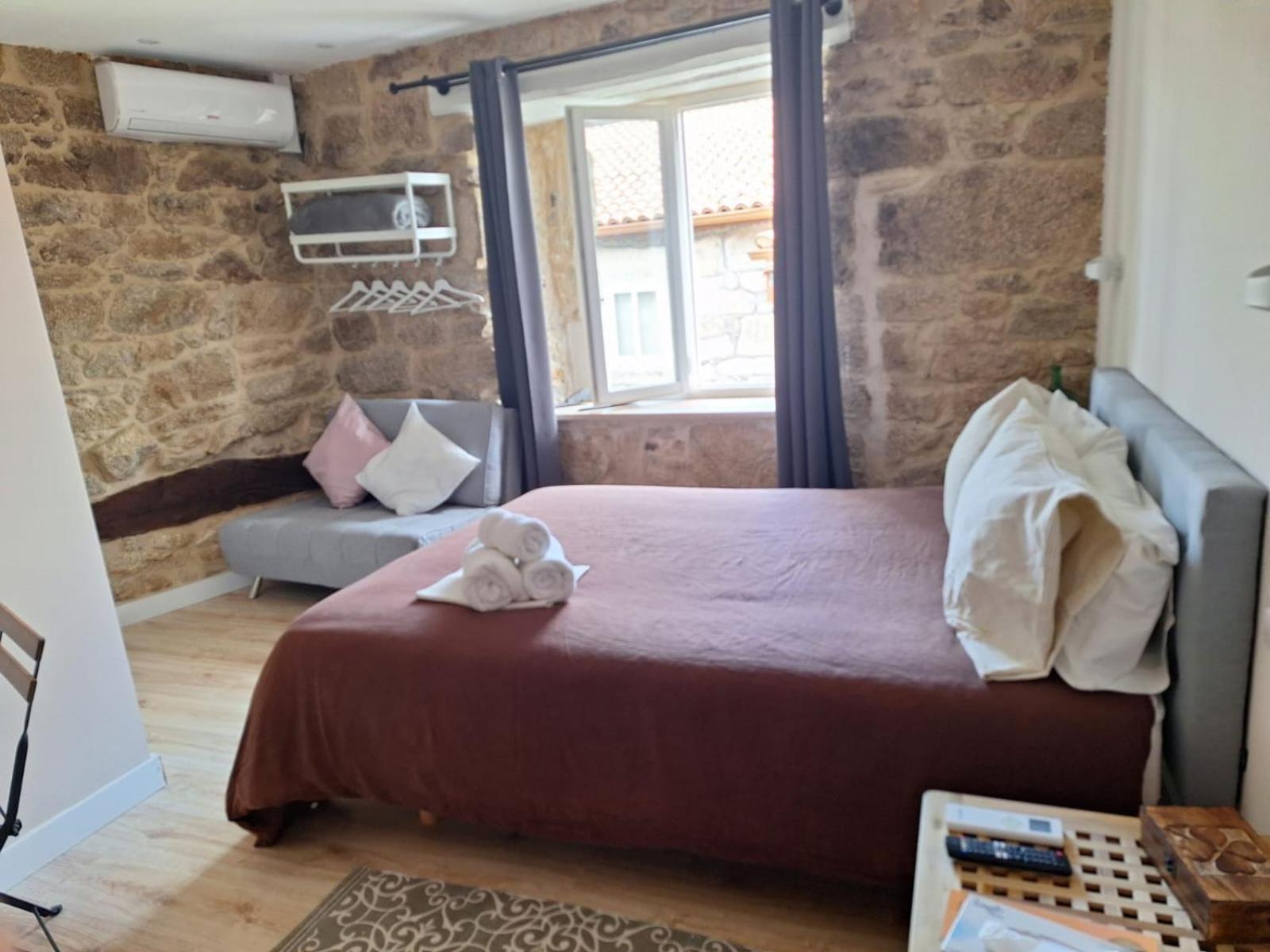 Pension O Corazon Da Ribeira Sacra La Teijeira Eksteriør billede